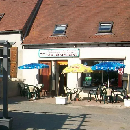 Independants Avec Jardin, Jeux Pour Enfants Et Terrasse Proche De Montlucon - Fr-1-489-401 Mesples