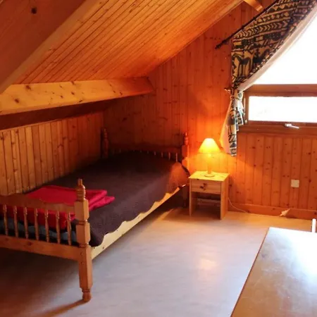 Independants Avec Jardin, Jeux Pour Enfants Et Terrasse Proche De Montlucon - Fr-1-489-401 Holiday home